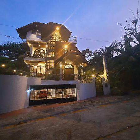 El Castillo Bed And Breakfast Angono Ngoại thất bức ảnh