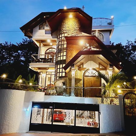 El Castillo Bed And Breakfast Angono Ngoại thất bức ảnh