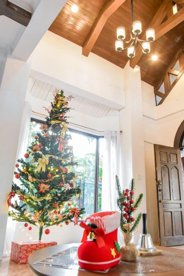 El Castillo Bed And Breakfast Angono Ngoại thất bức ảnh