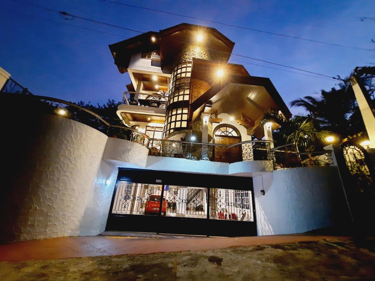 El Castillo Bed And Breakfast Angono Ngoại thất bức ảnh