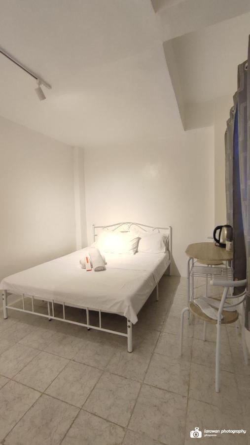El Castillo Bed And Breakfast Angono Ngoại thất bức ảnh