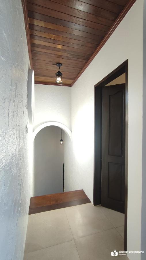 El Castillo Bed And Breakfast Angono Ngoại thất bức ảnh