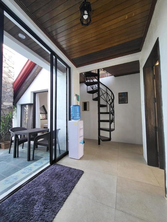 El Castillo Bed And Breakfast Angono Ngoại thất bức ảnh